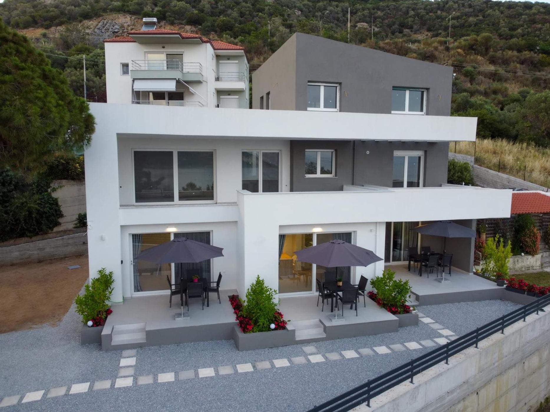 Aquarama Suites Nea Iraklitsa Exterior photo